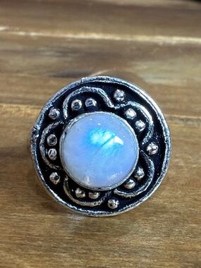 Vintage Style Rainbow Moonstone Gemstone Ring Women Size 8.5 Silver 925 Boho